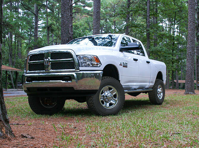 2.5in Dodge Front Leveling Kit Gallery 1