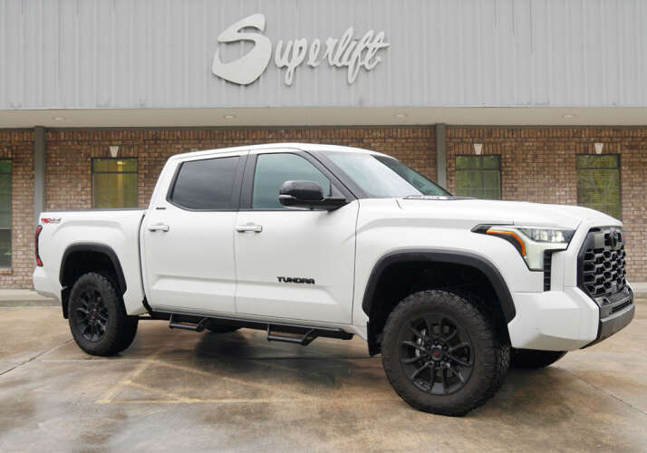 3in 22-24 Toyota Tundra 4WD Lift Kit Gallery 2