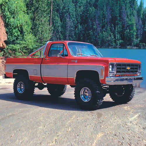 6in Chevy/GMC Lift Kit | Rear Block Kit Gallery 3